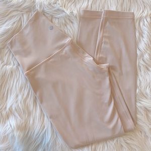 Baby pink Lululemon align. Capri, high waisted leggings. Never worn. Size 6
